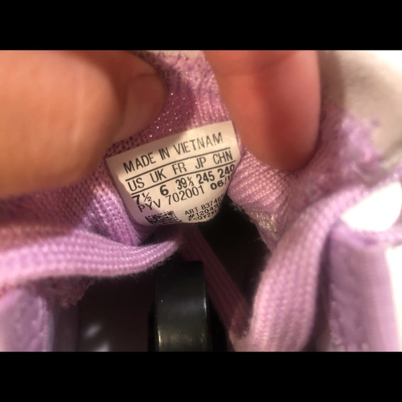 Adidas pods size 7.5 - Picture 4 of 5